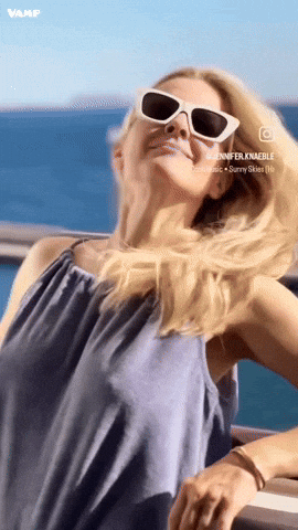 Jennifer Knäble GIF