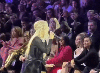 giphy.gif