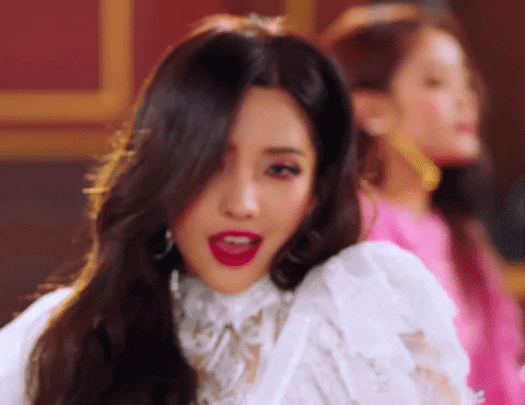 Senorita GIF by (G)I-DLE