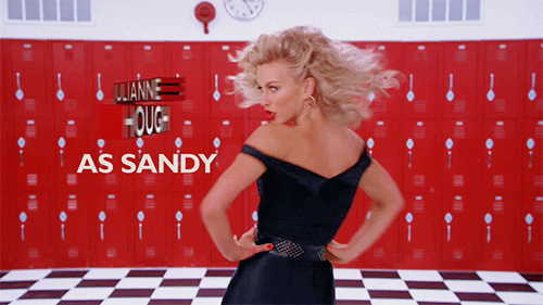 red tour live GIF