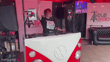 Volkswagen GIF by VDubRadio