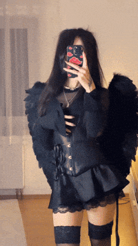 Leyah_chan girl beauty twitch streamer GIF