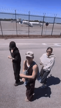Dance Tae GIF