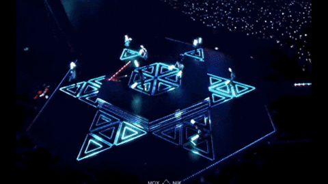 HUONGVUFTU giphyupload GIF