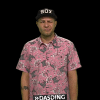 Nene Shake Head GIF by DASDING