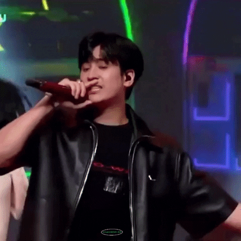 Ikon Chan GIF
