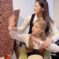 Stan Loona GIF