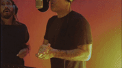 robbie williams electrico romantico GIF