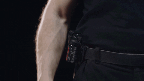 manuelspadaccinikma giphyupload spray pistola selfdefense GIF