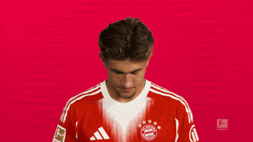 Look Up Fc Bayern GIF by Bundesliga