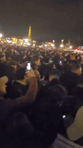 French Soccer Team Arrives in Paris to Huge Crowds