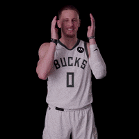 Buzzer Beater Wow GIF by Milwaukee Bucks