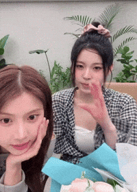 Nmixx GIF