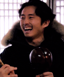 steven yeun GIF