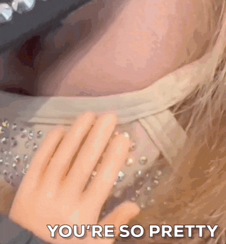 PopCultureWeekly so pretty kyle mcmahon tiny hand pop culture weekly GIF