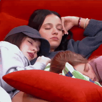 2017aitanax1999 olivia bay ot 2025 cristina lora claudia arenas GIF