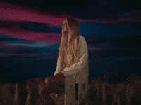 Kelsea Ballerini - LOVE IS A COWBOY