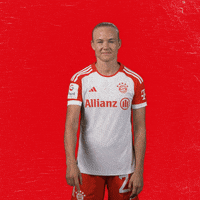 Womens Football GIF by FC Bayern Women