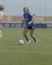 Kicking Sofia Huerta GIF by OL Reign