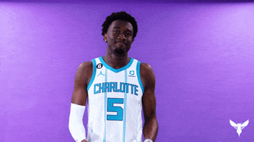 Mark Williams Thumbs Up GIF by Charlotte Hornets