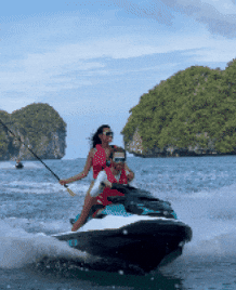 claireandpeter giphygifmaker jet ski claire and peter claireandpeter GIF