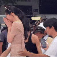 Sneeze Vivo GIF