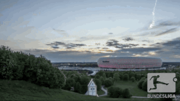 fc bayern football GIF by Bundesliga