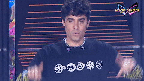 Mascara Wow GIF by Mask Singer A3