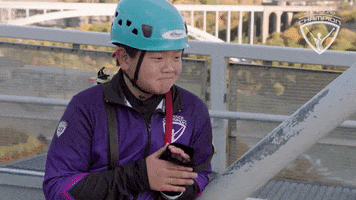 allroundchampiontv clap awkward aaron arc GIF