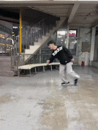 13917850 GIF