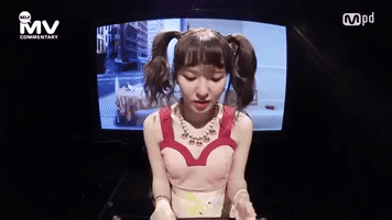 k-pop wendy GIF