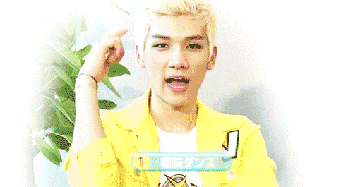 no se lo q dice aahhhhh bc he is so cute GIF