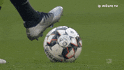 trick shot football GIF by VfL Wolfsburg