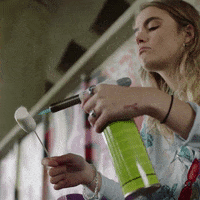 UniversalMusicFI burning marshmallow maian sinise leegiga GIF