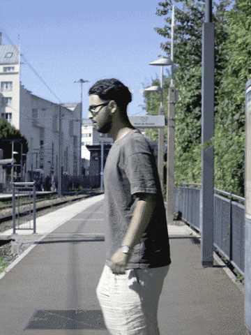 Attention Tram GIF by RATP