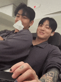 Kim Taehyung Chill GIF