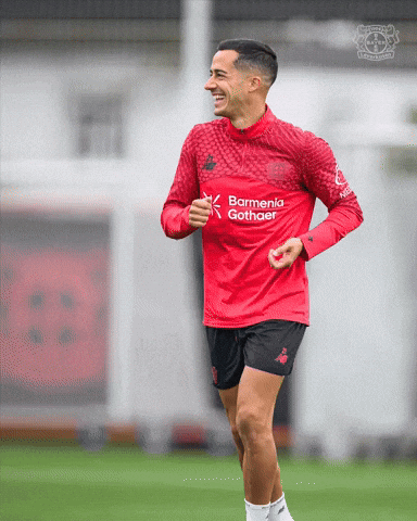 Bayer 04 Smile GIF by Bayer 04 Leverkusen