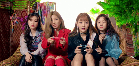 Latata GIF by (G)I-DLE