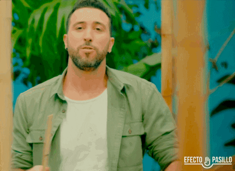 happy efecto pasillo GIF