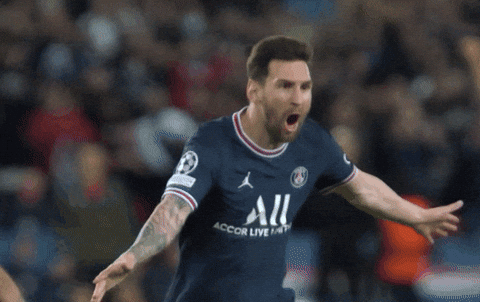 Lionel Messi Magic in GIF against Napoli  Barca GIF Images