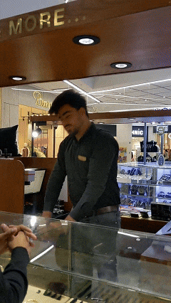 mugart giphyupload shopping online shopping lifestyle GIF