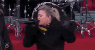 Kelly Clarkson GIF by The 96th Macy’s Thanksgiving Day Parade