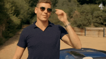 Season 20 Holiday GIF by E4