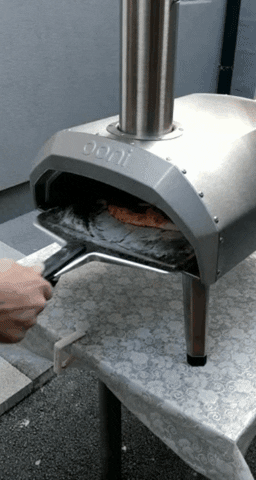 buzcro giphygifmaker giphygifmakermobile pizza ooni GIF
