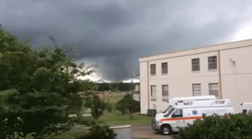 Possible Tornado Sighted in Southern Mississippi