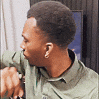 Jota Cheiro GIF