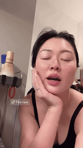 giphy.gif