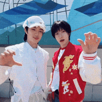 Jihoo GIF