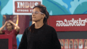 Bigg Boss Rashi GIF