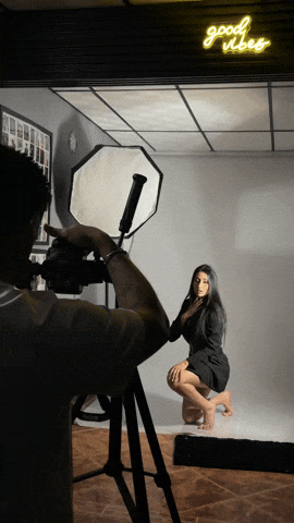 giphy.gif